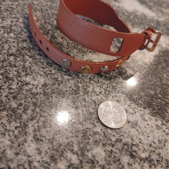 Louis Vuitton Leather Wrap Bracelet  - Made in Spain - color brown / tan. - Picture 15 of 16